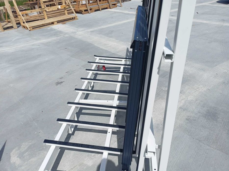 Okno aluminiowe przesuwne 1000x1000 zimne - na wymiar!