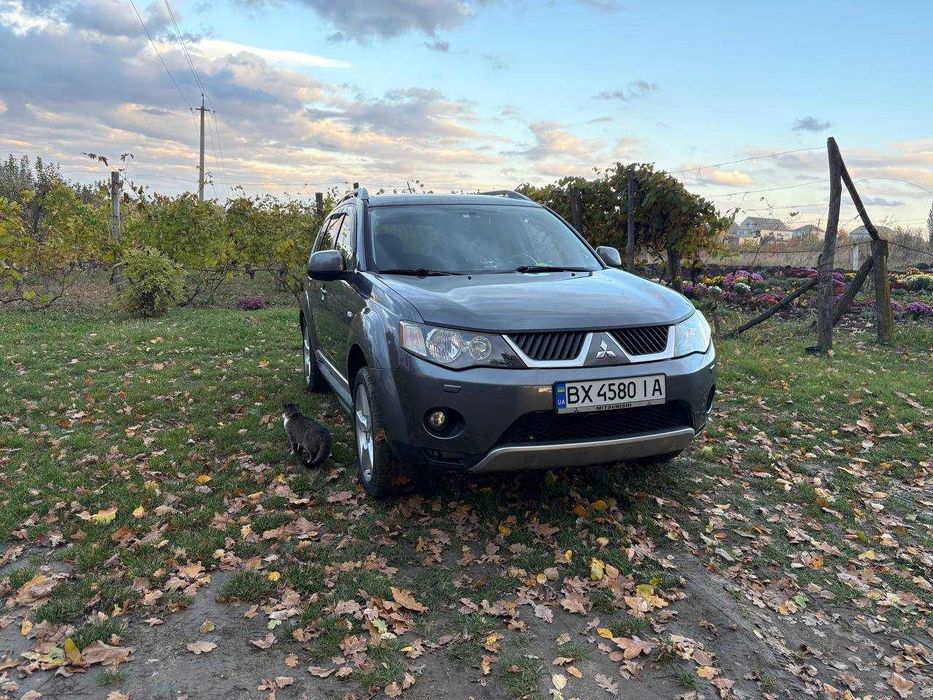 Продам аутлендер XL