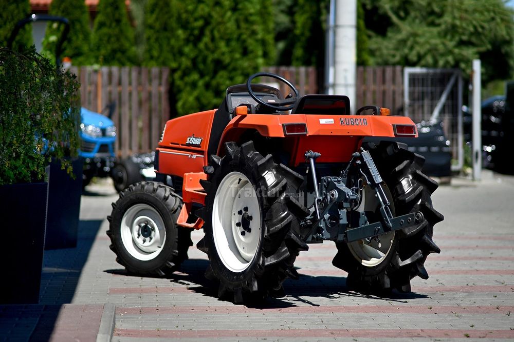 Ciągnik Kubota Saturn X20 4x4 - 20 KM