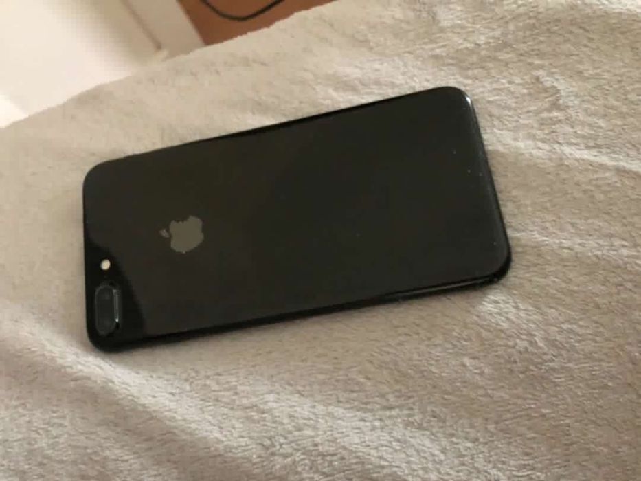 iPhone 7 Plus in very good condition64309602146818121