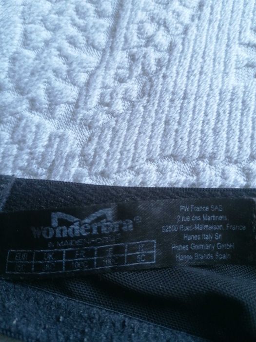 Biustonosz Wonderbra 85c