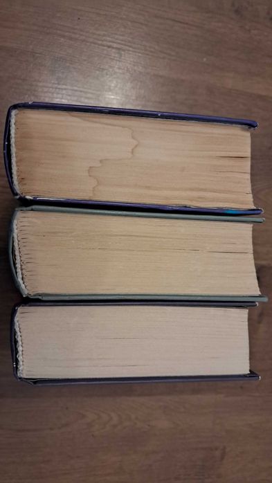 Комплект книг серії "Лекарство от скуки", детективи