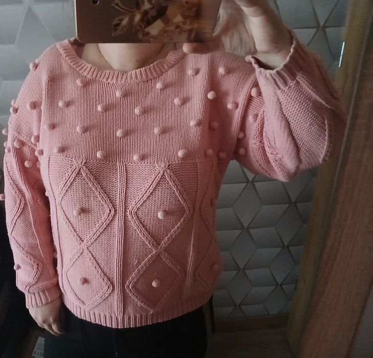 Różowy Sweterek Pomponiki S