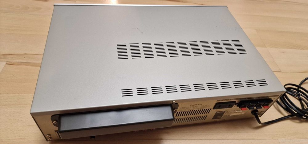 Wega  R350SH amplituner