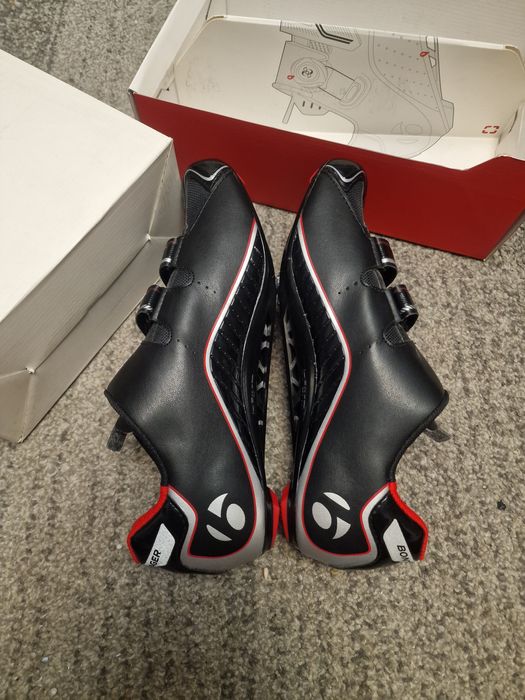 Bontrager Circuit 47eu, 30,3cm czarne