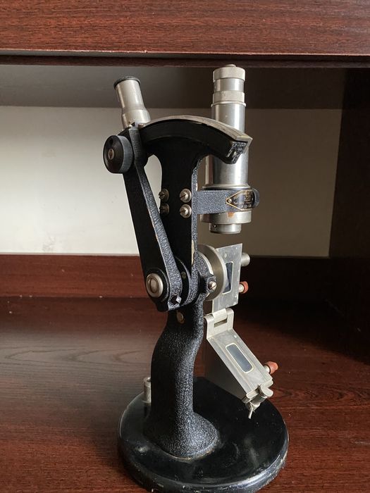 Продам мікроскоп