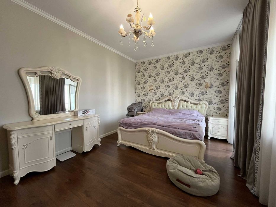 В продажі 3к.кв. з сучасним ремонтом