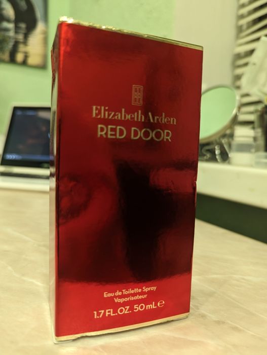 Elizabeth Arden Red Door