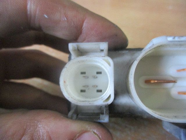 Botão / interruptor electromecânico / relé FORD Galaxy (CK)