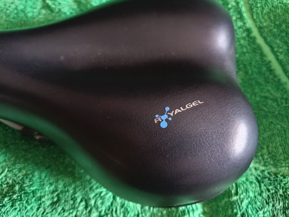 !!Поехало на просмотр по Олх доставке!!  сидуха седло итальянское вело