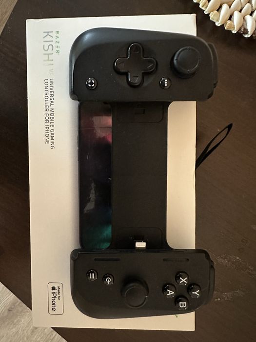 Геймпад Razer Kishi V2 for iOS джойстик iphone