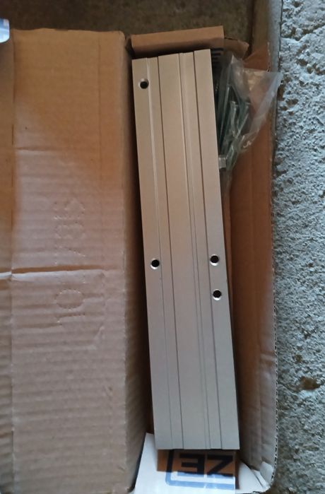 Samozamykacz do drzwi marki geze