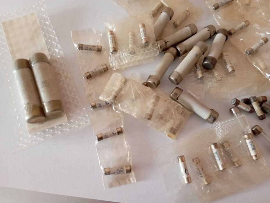 Предохранители Вставка плавкая ВТФ-10УХЛ3 и другие