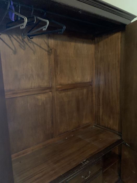 Guarda fatos madeira maciça