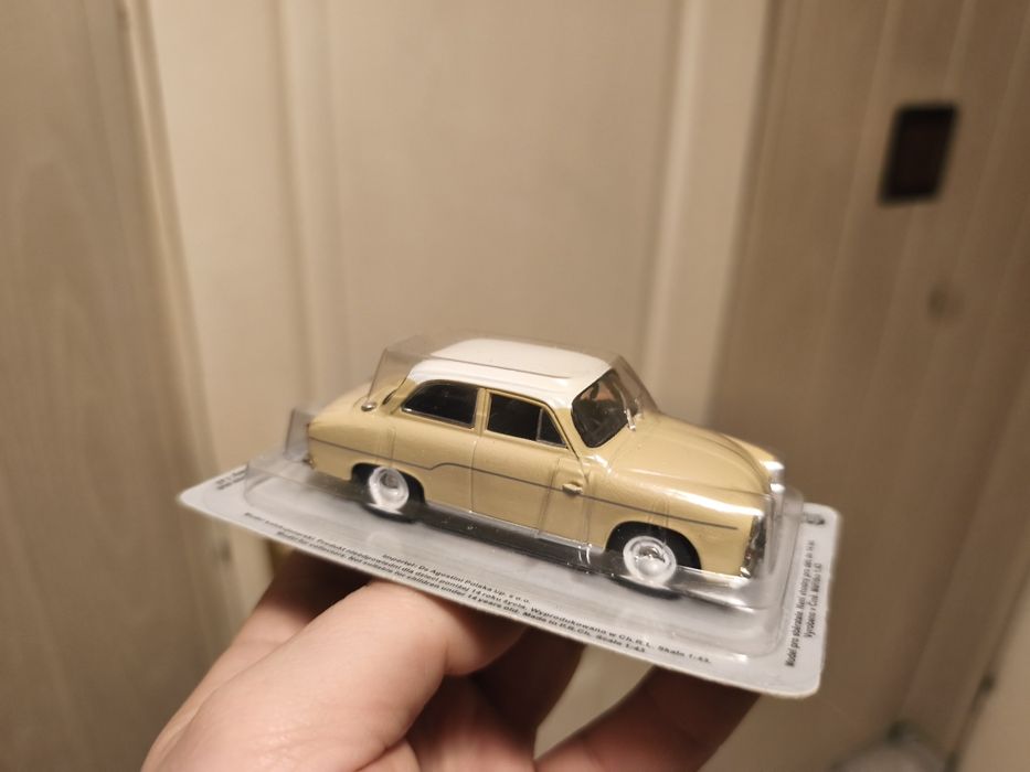 Kultowe auta PRL Syrena 103, skala 1:43,DeAgostini, stan NOWY!