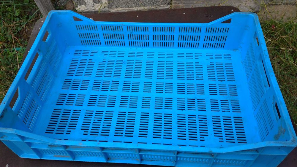 Skrzynki plastikowe