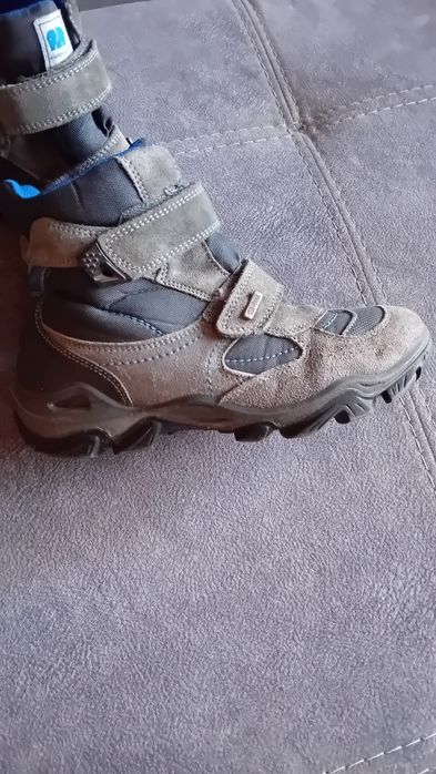 Продам ботинки тёплые в хорошем состоянии