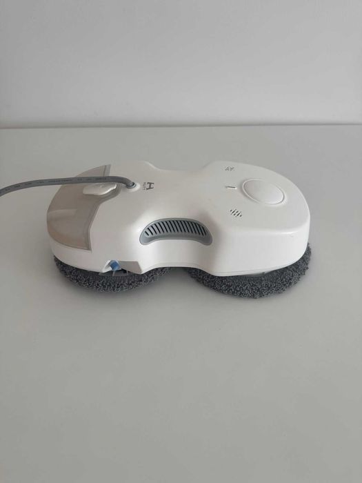 Robot limpa vidros HUTT C6 com spray de água + mala de transporte