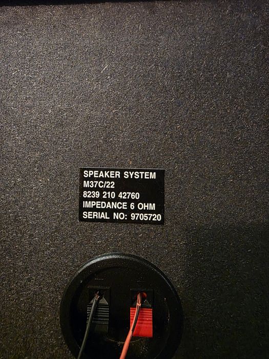 Wieża Philips z głośnikami GRUNDIG bardzo ładnym stanie.