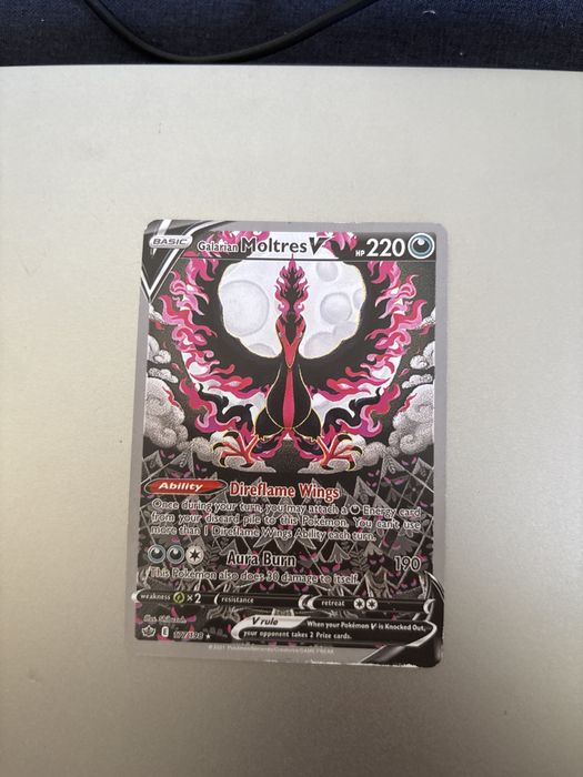 Cromo Pokémon Galarian Moltres V