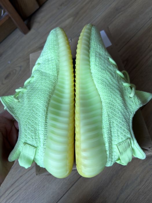 Adidas Yeezy Boost 350 V2 Glow in Dark buty sneakersy zielone 42 2/3