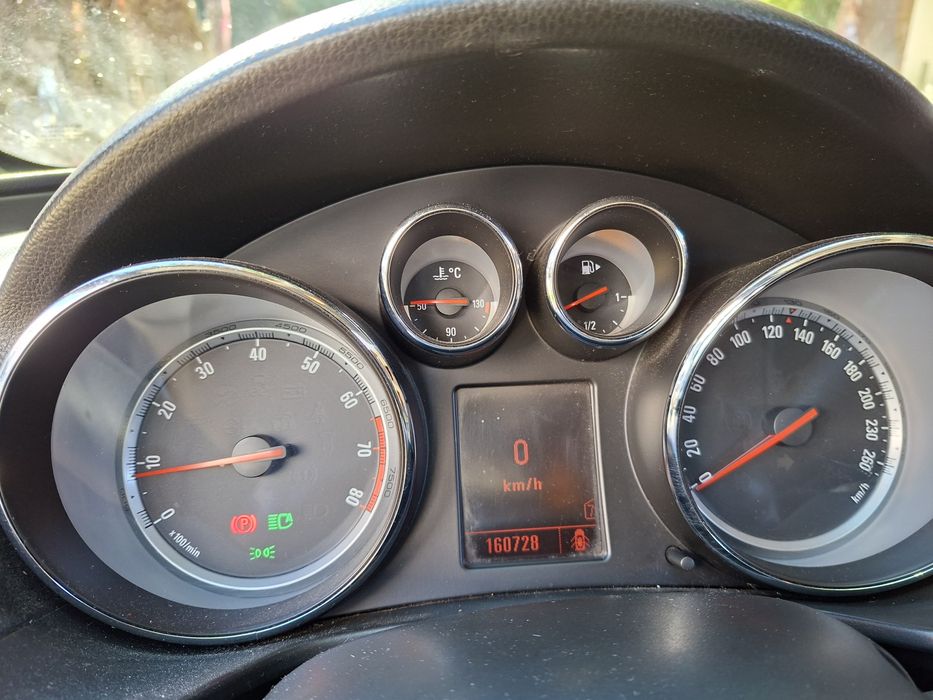Opel insígnia 1.6 gasolina com 160.000klm