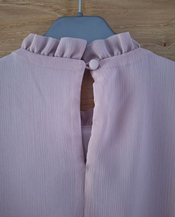 Liliowa Sukienka Mohito r. M Elegancka Falbany Długi Rękaw Podszewka