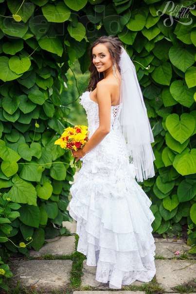 Нова весільна сукня вишита вручну камінням плаття весільне свадебне