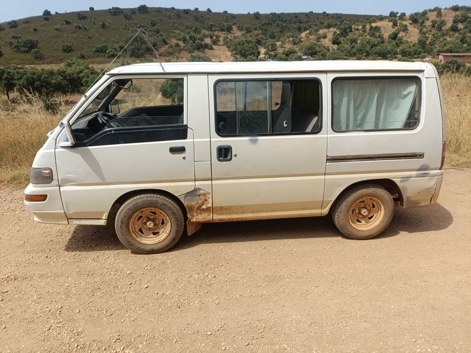 Mitsubishi l 300