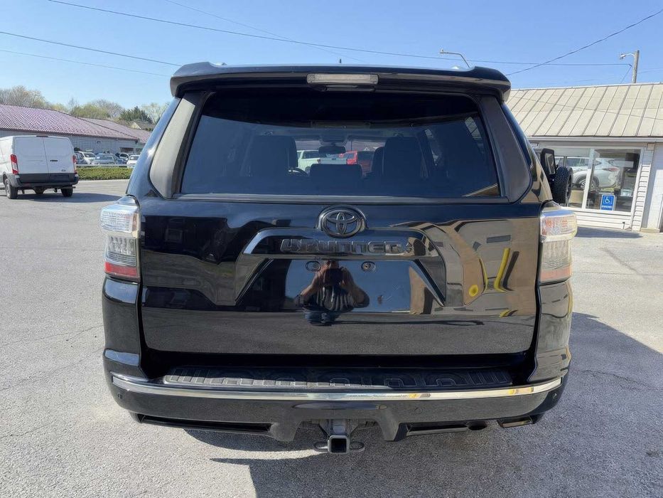 Toyota 4Runner      2018