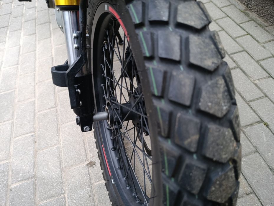 Mondial HPS 125 Transport Cafe Racer