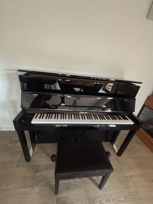 Pianino akustyczne Ritmüller – Czarny Połysk | Stan Idealny + Regulowana Ława