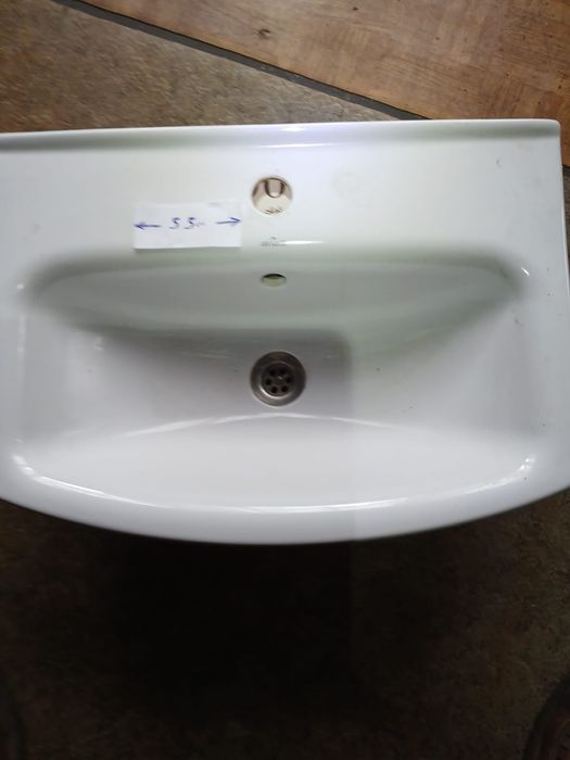 Umywalka długość 55cm