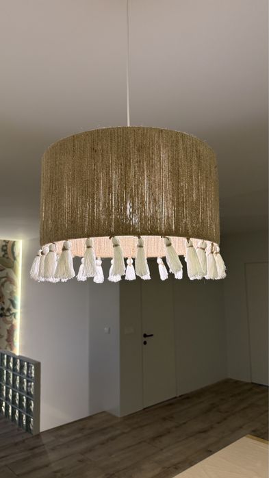 Підвісна люстра, освітлення