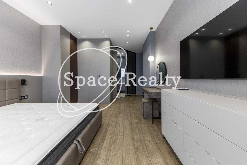 Продаж 4-кімнатної квартири в ЖК Новопечерські Липки - Драгомирова 15Б