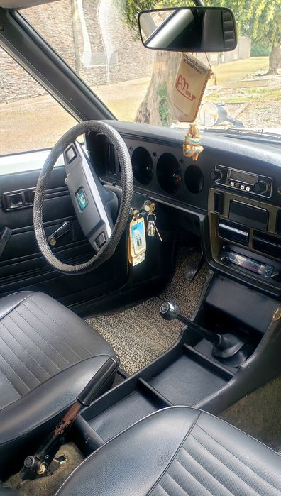 Vendo Toyota KE36 1200 Ou Troco por algo do meu interesse.