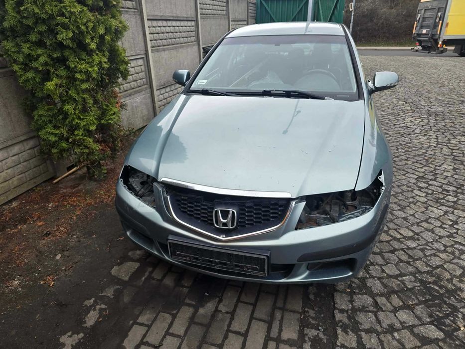 Honda Accord na części maska drzwi klapa blotnik zderzak