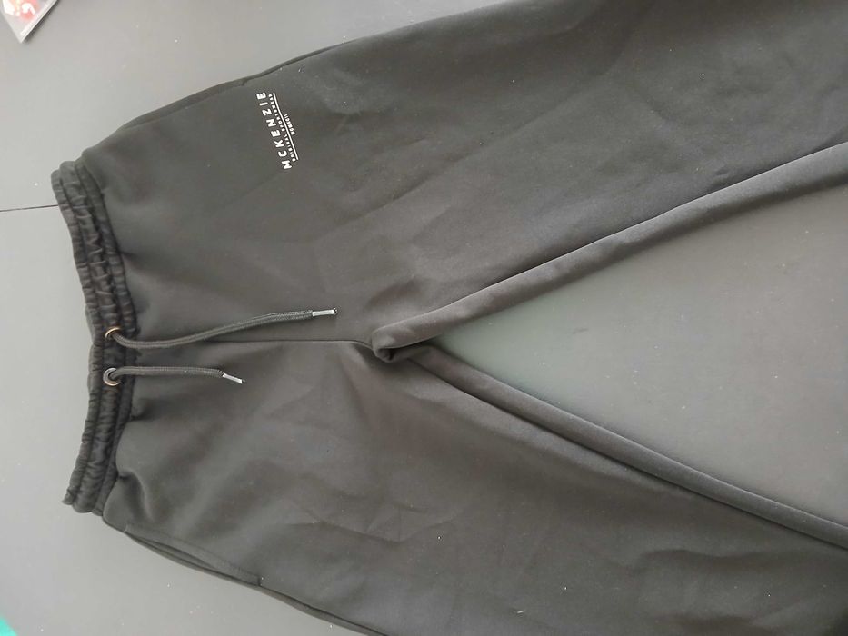 Fato de treino MCKENZIE 12-13 anos