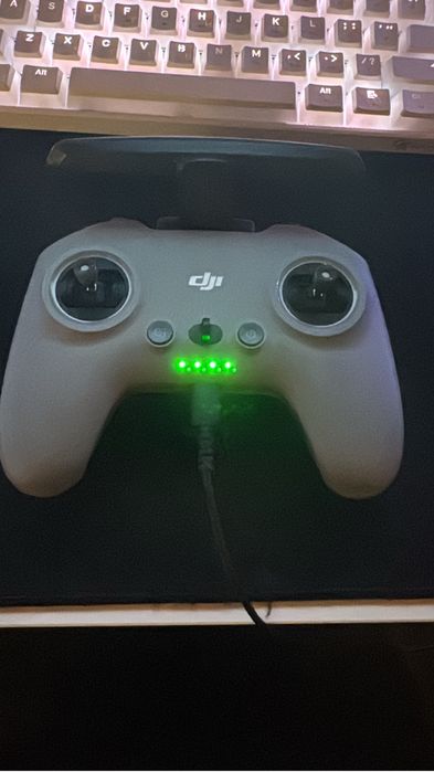 Dji Fpv Controller ( Novo )446950450367057923