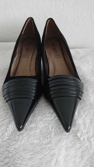 Buty damskie obcasy czolenka rozmiar 38/24.5