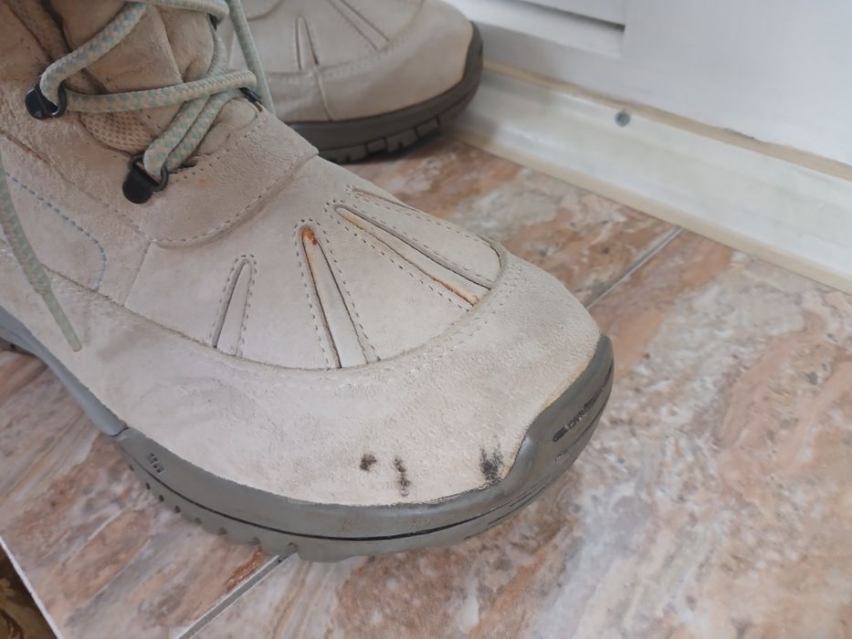 Жіночі замшеві зимові чоботи COLUMBIA