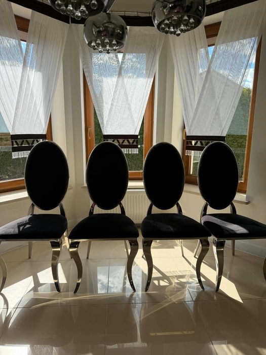 Krzesła glamour z czarnym wykończeniem
