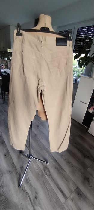 W32 L30 Hugo Boss spodnie beżowe męskie