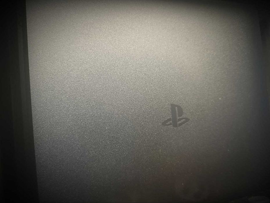 Приставка PS4 Sony PlayStation 4 Pro + 2 Джойстика + Гарантія!