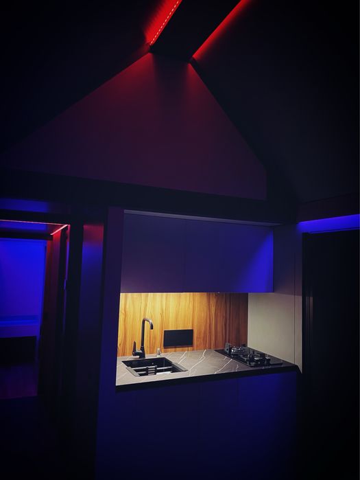 Продам  дім причіп дом дача на колесах прицеп караван модульный дом