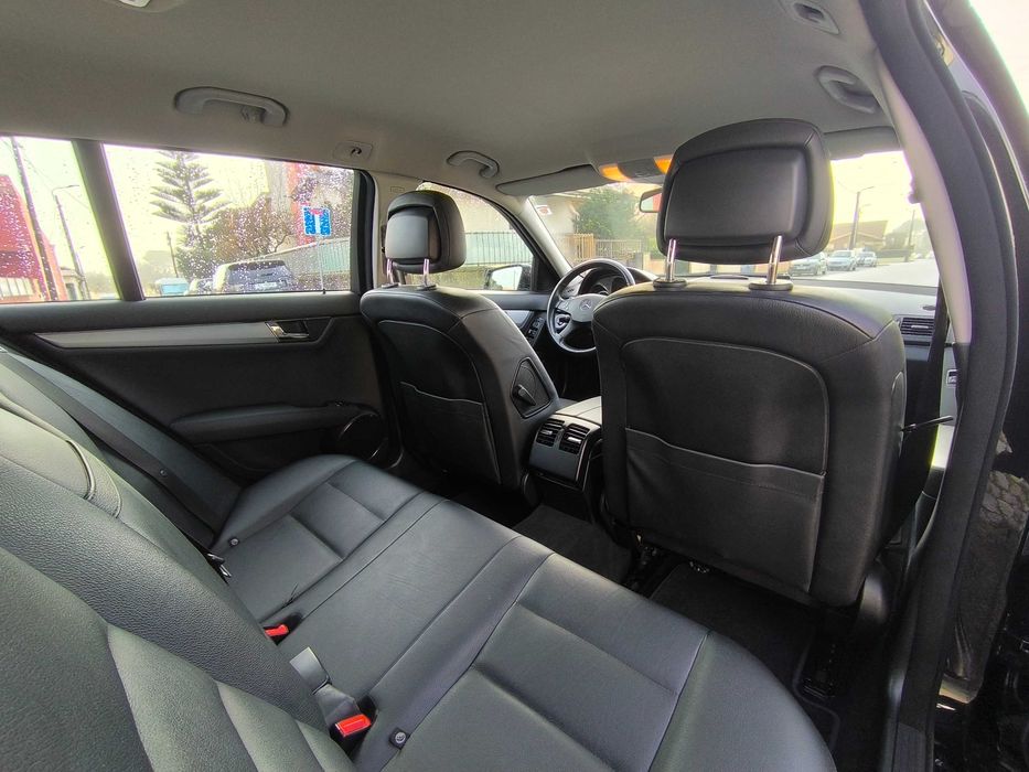 Mercedes-Benz C350 CDI V6 Avantgarde - Nacional