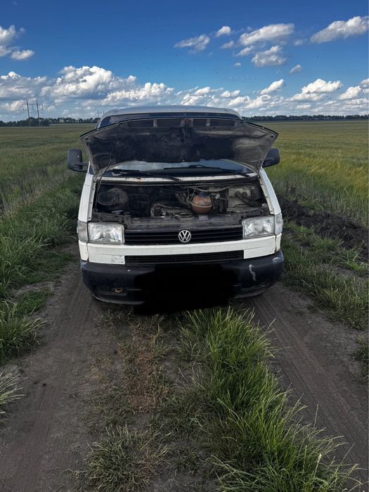 Продам машину  Volkswagen т4