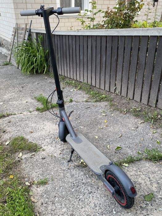 Продам xiaomi m365