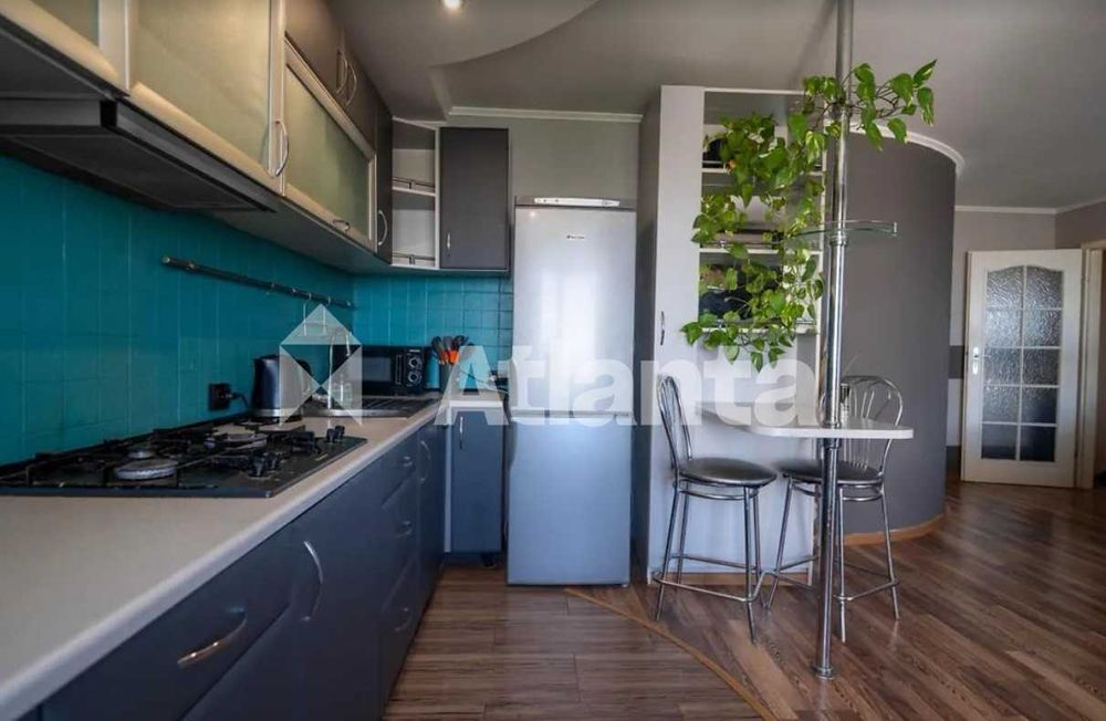 продаж 3 к квартира центр АГВ Цегла ГАРАЖ Держпрограми