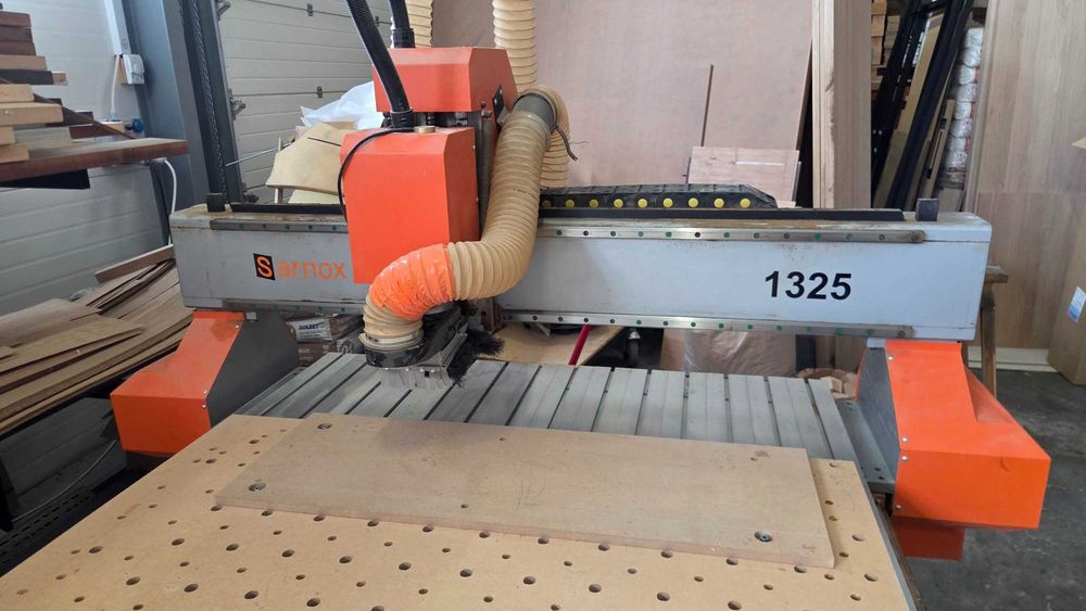 Ploter frezujący cnc Sarnox 1325